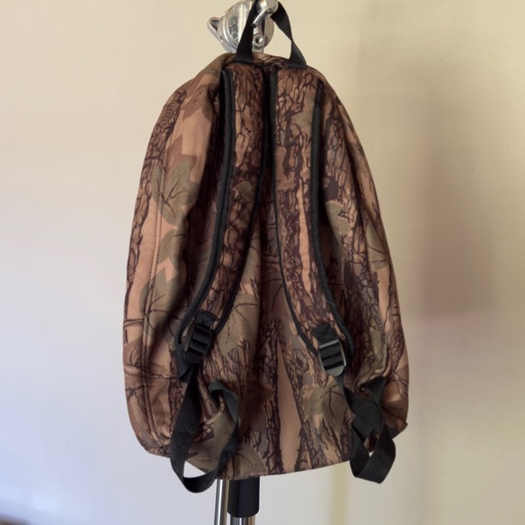 Northwest Territory Camo Backpack - Picture 4 of 8